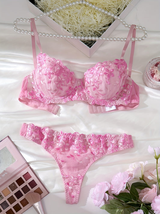 Autumn and Winter Pink Floral Embroidered Underwear Set, Warm Color with Lining Comfortable Bra and Mesh Panties, High Quality New Style Gathered Bra and Panties